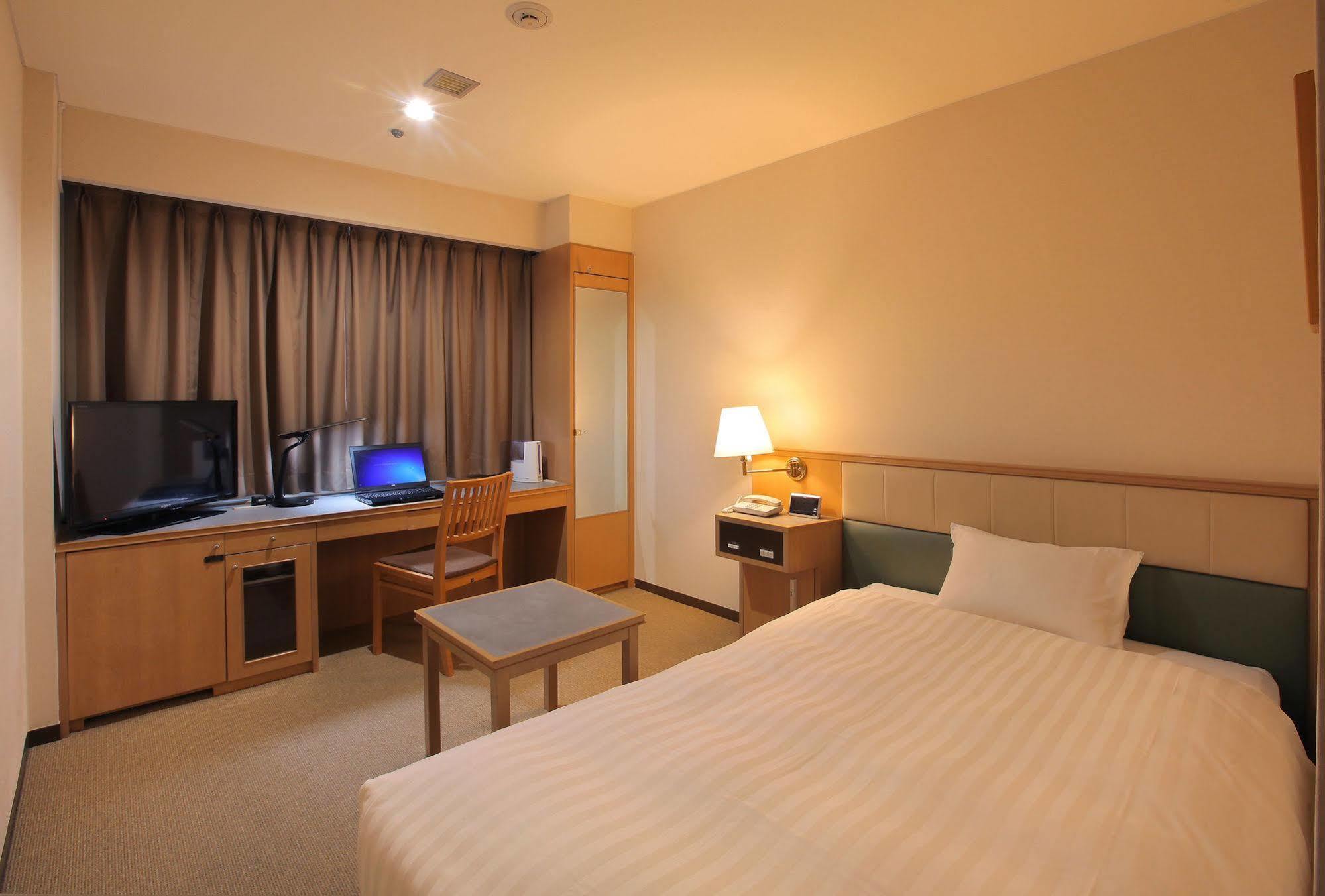 Odakyu Station Hotel Hon-Atsugi Exterior photo